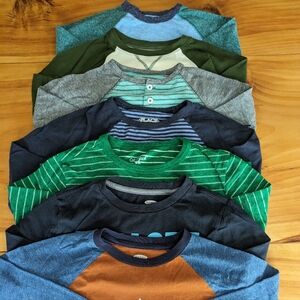 Bundle of 7 long sleeve tees